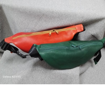 カジュアル本革シュリンクショルダー　ダークグリーン