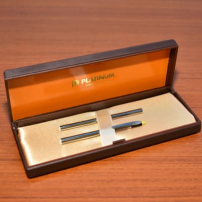 Amazon.co.jp: 【廃番極稀少】プラチナ万年筆 「プラチナZ