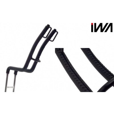 老舗家具メーカー「カリモク家具」と共同開発、高級天然木材のロードバイクスタンド「iWA1匠」 オーク
