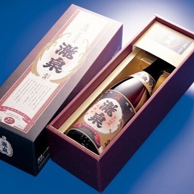 瀧泉　1800ml (B28)