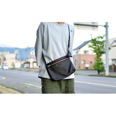 サコッシュ 信州鹿革 DSH-200 / ブラック