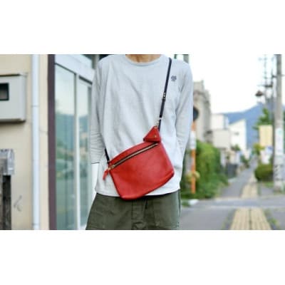 サコッシュ 信州鹿革 DSH-200 / レッド