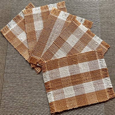 杏染め　コースター　100%国産シルク