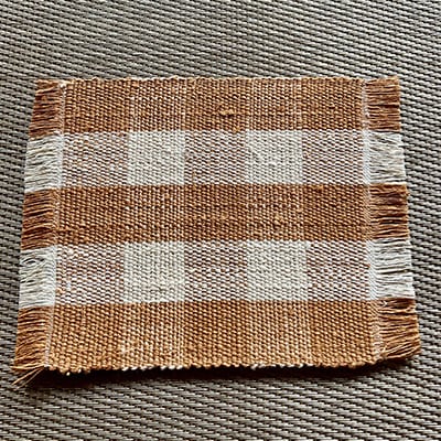 杏染め　コースター　100%国産シルク