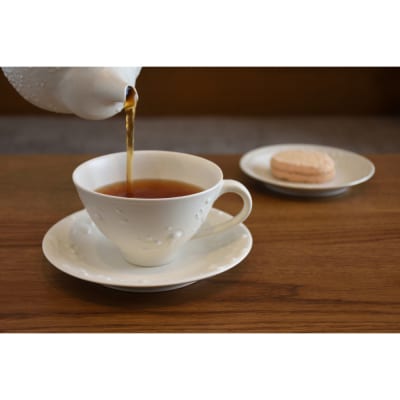 いっちん文様 白釉コーヒーカップ&ソーサー