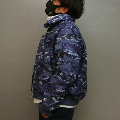 防寒ブルゾン (海上自衛隊デジタル迷彩柄) 2か所ワッペン付  Mサイズ