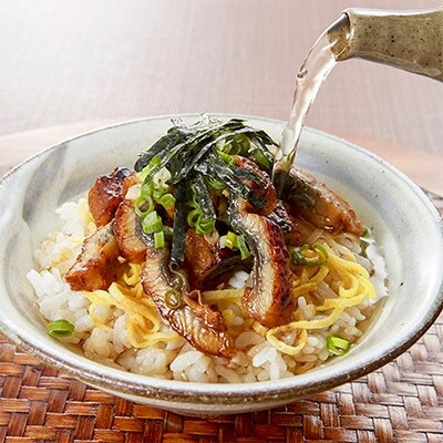 浜名湖うなぎ　長蒲焼3本+カット5食+刻みうなぎ5食+浜松餃子30粒