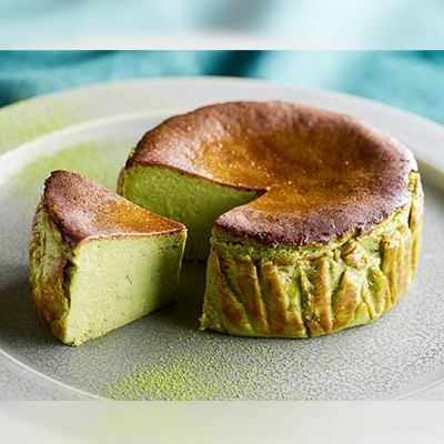 嬉野抹茶バスクチーズケーキ