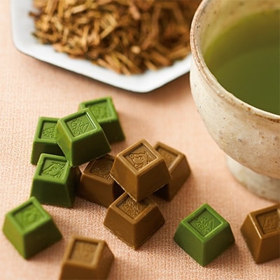 お茶屋が作ったオリジナル【宇治抹茶・ほうじ茶一口チョコレート】