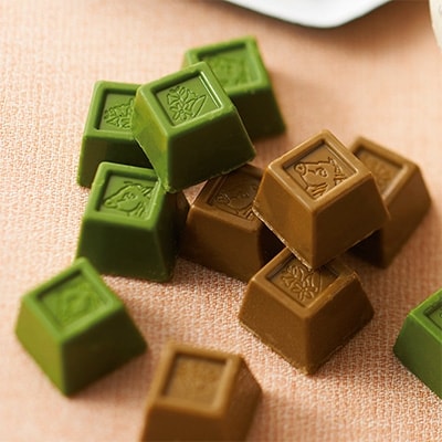 お茶屋が作ったオリジナル【宇治抹茶・ほうじ茶一口チョコレート】
