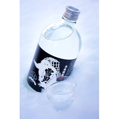 雪国のお酒「雪男」四合瓶日本酒・焼酎セット