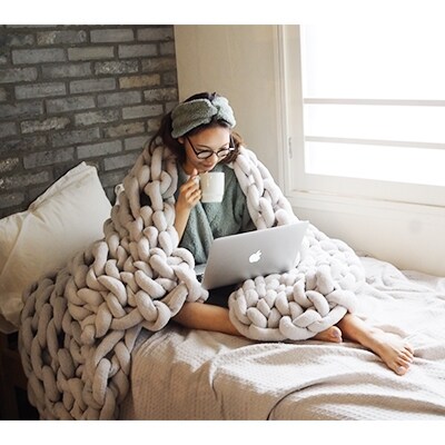 Cloudy Hand Knit Blanket　Mサイズ　ライトグリーン MWCA-002