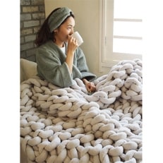 Cloudy Hand Knit Blanket Mサイズ ライトベージュ MWCA-002