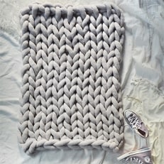 Cloudy Hand Knit Blanket LLサイズ ライトグレー MWCA-000