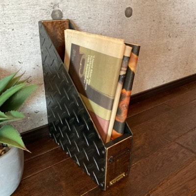 縞鋼板ファイルスタンド