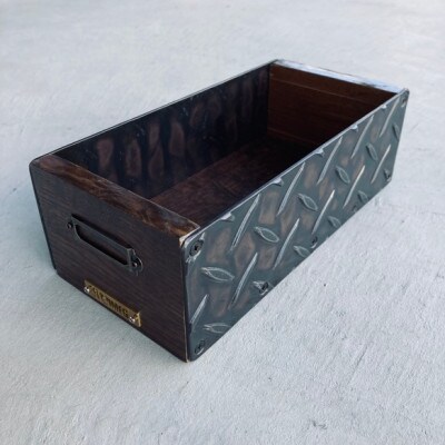 縞鋼板マルチBOX