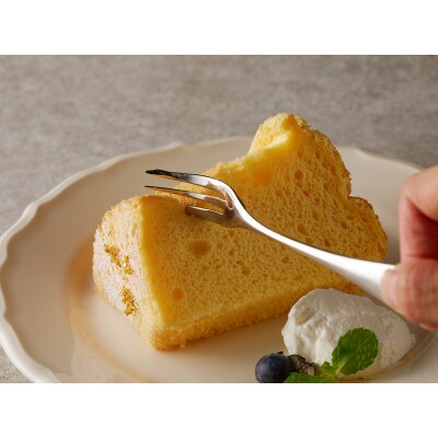 名古屋コーチンシフォンケーキ(桐箱入り)　くんねこカフェ　[115N07]