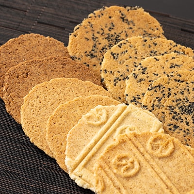 諏訪大社献上菓子　寿栄　10枚入り