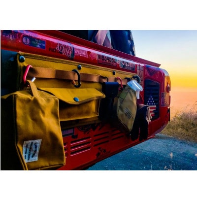 スズキ　ジムニーのバックドアをお洒落に演出するアイテム!　バックドアポケット　オリーブ