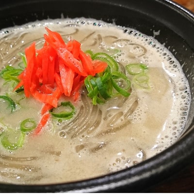 【老舗焼き鳥屋】ラーメン好きを唸らせるクオリティー　豚骨伝来の久留米流 極麺 4食セット