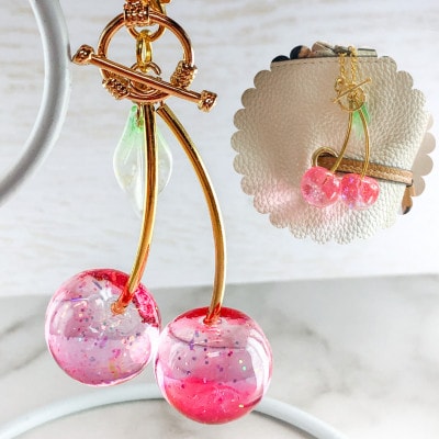 さくらんぼバッグチャーム　グラデーションピンク