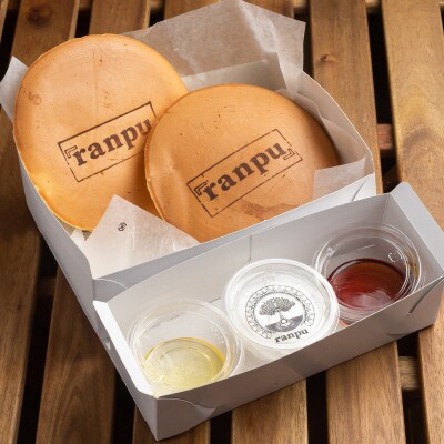 『ranpu』のつやつやパンケーキ2枚セット(メープル&ハチミツ&ホイップクリーム)