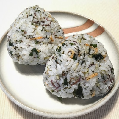 宮城県南三陸発　風味豊かな海藻7種、磯の恵み&ひとめぼれ米2合のセット