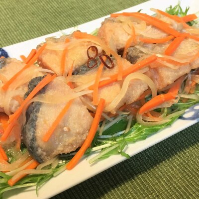 ふっくら柔らか!宮城県南三陸サーモン、塩銀鮭・小分けタイプ3切れ×6袋&ひとめぼれ米2合のセット