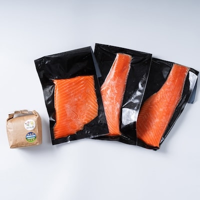 訳ありお刺身とろサーモン約200g×3袋&ひとめぼれ米2合のセット