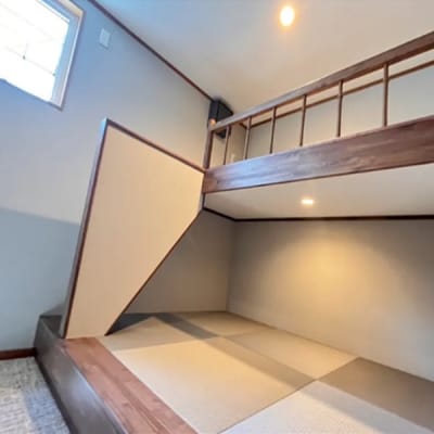 カフェ併設 民泊 宿泊券 cafe&stay Re: 1泊 1名 素泊まり ≪ROOM1≫五所川原市