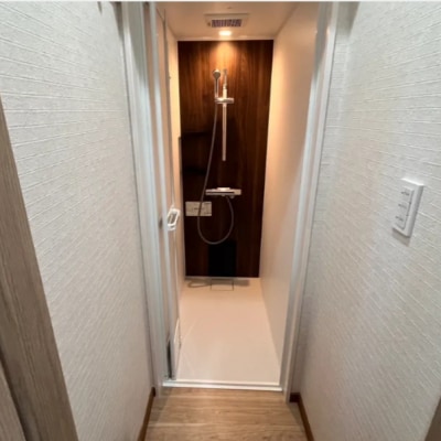 カフェ併設 民泊 宿泊券 cafe&stay Re: 1泊 1名 素泊まり ≪ROOM1≫五所川原市