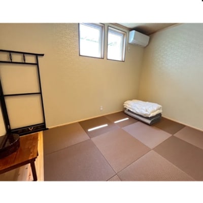 カフェ併設 民泊 宿泊券 cafe&stay Re: 1泊 1名 素泊まり ≪ROOM2≫五所川原市