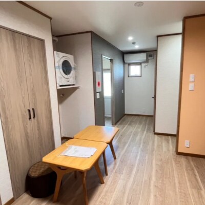 カフェ併設 民泊 宿泊券 cafe&stay Re: 1泊 1名 素泊まり ≪ROOM2≫五所川原市