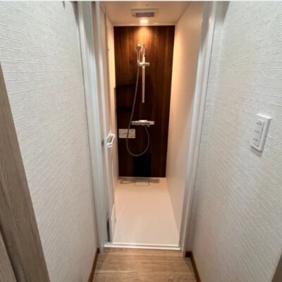 カフェ併設 民泊 宿泊券 cafe&stay Re: 1泊 1名 素泊まり ≪ROOM3≫五所川原市