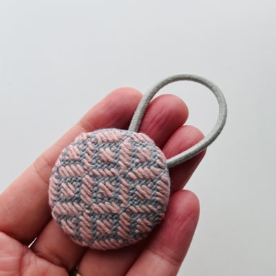 こぎん刺し ヘアゴム ピンク りんご摘果染め ハンドメイド 伝統 青森 五所川原市 津軽