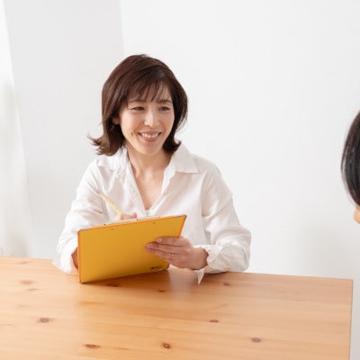 婦人科のお悩み、リラクゼーションでは変わらなかったあなたへ　卒業のある自然療法サロンの初回施術体験へ