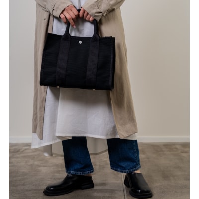 三河木綿刺子織　sasicco　スクエアトートM 黒