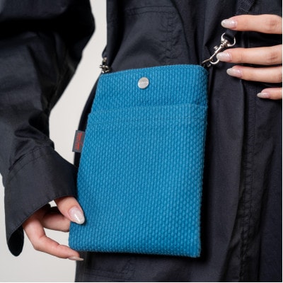 三河木綿刺し子織　sasicco スマホショルダー　ターコイズ