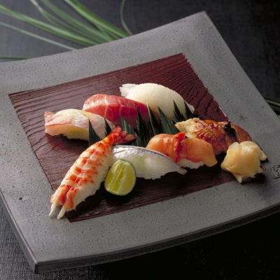 グランドニッコー淡路　日本料理”あわみ”寿司カウンター海コース(1組1名様)　ay01046
