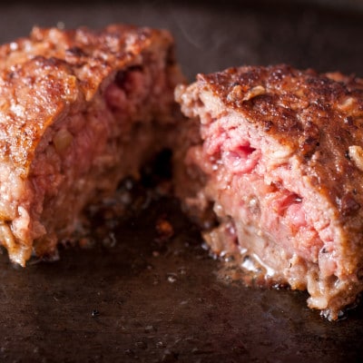 常陸牛100%ハンバーグ100g×8個セット 無添加 【創業60年の老舗肉店手造りのおすすめお礼品】