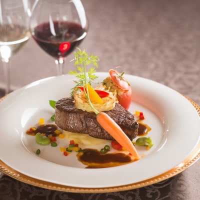 【毎月定期便】常陸牛A5シャトーブリアンステーキ200g×3枚【肉のイイジマおすすめお礼品】全3回