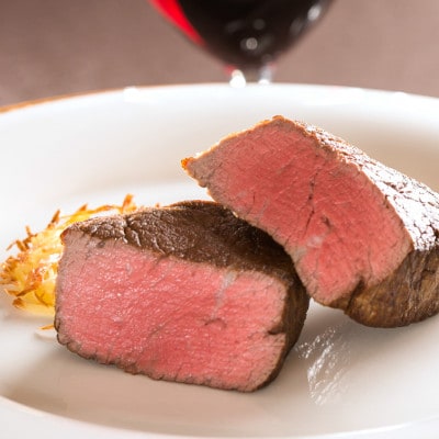 【毎月定期便】常陸牛A5シャトーブリアンステーキ200g×3枚【肉のイイジマおすすめお礼品】全12回