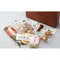 桜の舞燻製7種詰合せ(さば、紅鮭、ベーコン、豆腐、チーズ、ハーブ鶏、燻玉)