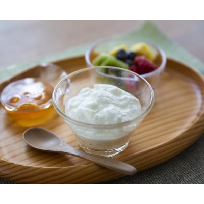 山地酪農牛乳1L・やまちヨーグルト450g　各2個ずつ