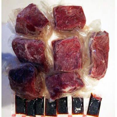 赤身馬刺し　700g(山鹿市)B-12