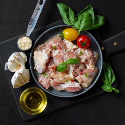 バジル塩麹漬けもも肉1kg
