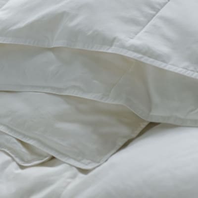 羽毛肌掛けふとん・シングル　マザーグース ダウン93%　無地・ホワイト