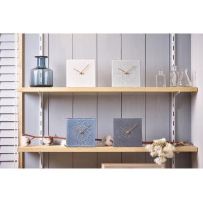杉浦製陶のタイルの置き時計 LACE TILE CLOCK 『ブルー』