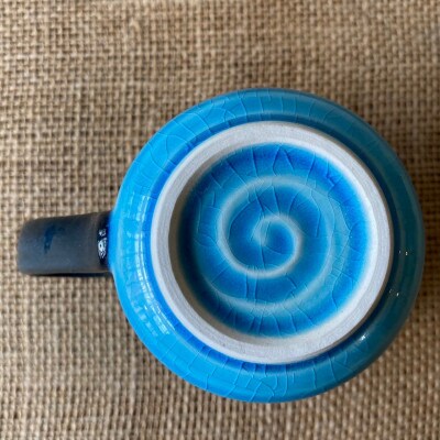 【令和7年産:玄米】特別栽培米コシヒカリ(10kg)+【美濃焼】青輝貫入マグカップ(2個)