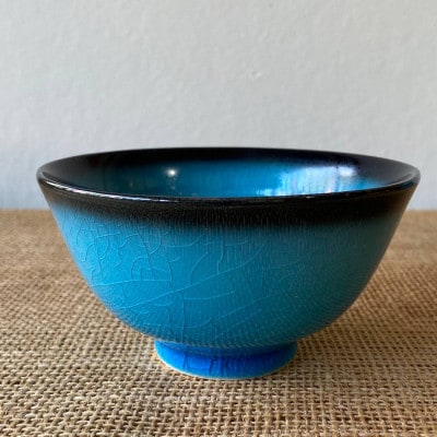 【令和7年産:精米】特別栽培米コシヒカリ(9kg)+【美濃焼】青輝貫入茶碗